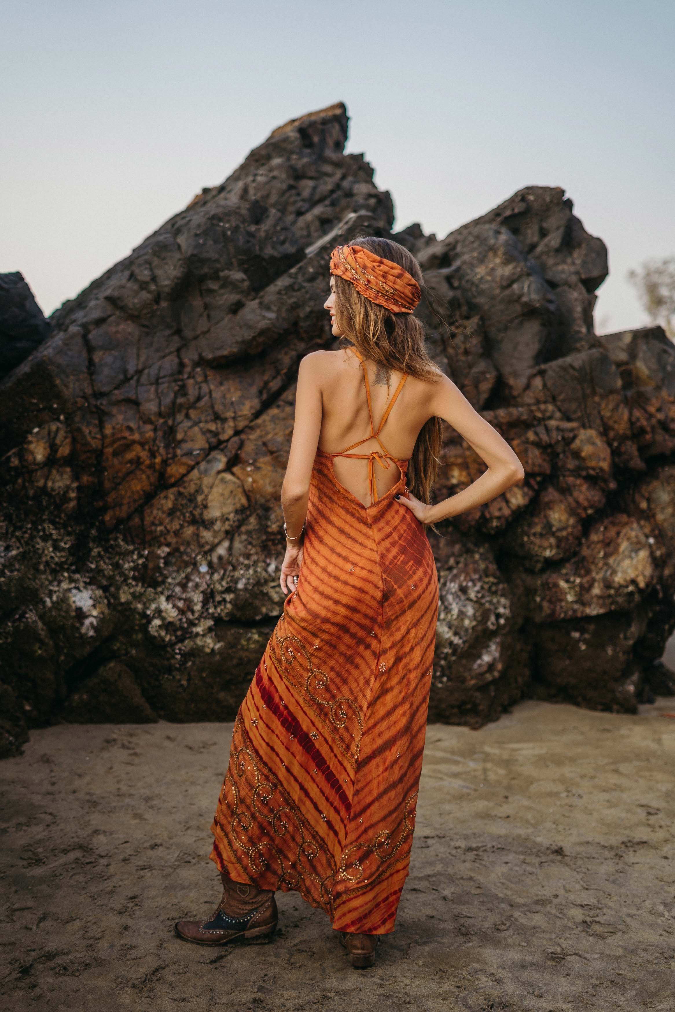 desert princess dress Three years ago today, we moved to the land of neon dreams and desert heat And it's still one of my favorite decisions everwhether glammed up on the